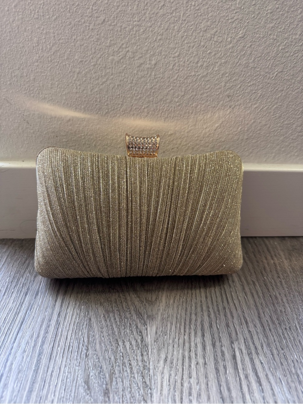 Used Once: Gold Glitter Clutch With Removable Chain Evening Cocktail Formal